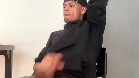 LoneWolf online show from 11-01-25, 05:37