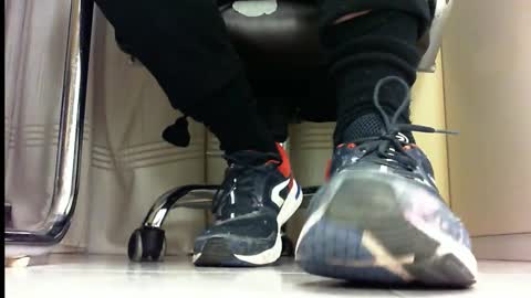 Snapshot of pablomenesssl chatting on 03-07-25, 11:27 Pablo Meness online show from 03-07-25, 11:27