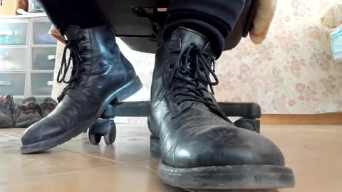 Snapshot of pablomenesssl chatting on 12-05-25, 08:23 Pablo Meness online show from 12-05-25, 08:23