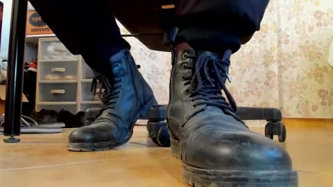 Snapshot of pablomenesssl chatting on 01-16-26, 06:39 Pablo Meness online show from 01-16-26, 06:39