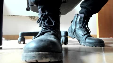 Snapshot of pablomenesssl chatting on 01-19-26, 09:57 Pablo Meness online show from 01-19-26, 09:57