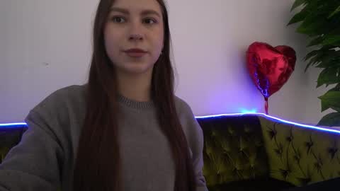 Snapshot of paigeprado chatting on 02-19-25, 06:44 Paige online show from 02-19-25, 06:44