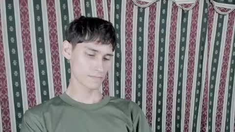 Snapshot of paimon_goetia chatting on 04-09-26, 02:11 Alexander Grigori online show from 04-09-26, 02:11