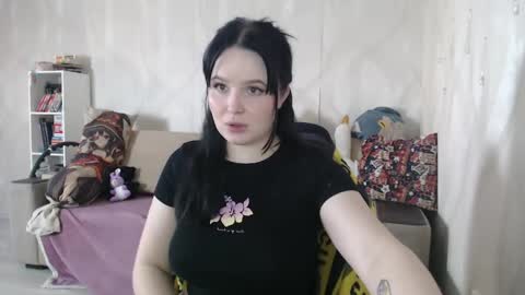 Lizzi  Igor online show from 05-17-26, 03:41