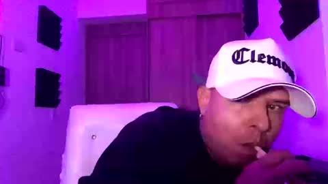 paisaexotico online show from 09-30-25, 01:43