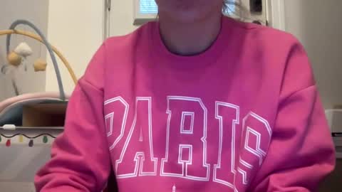 paisleysnowxo online show from 03-09-25, 09:03