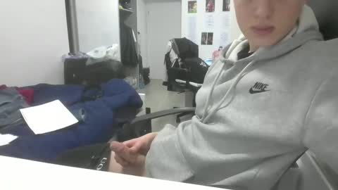 Snapshot of pajakot chatting on 02-04-26, 07:09 pere online show from 02-04-26, 07:09