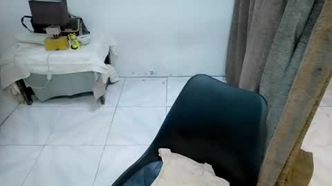 Snapshot of pakarat_karatxcx chatting on 09-18-25, 03:03 pakarat_karatxcx online show from 09-18-25, 03:03