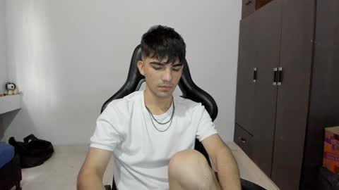 pakun_ online show from 12-21-24, 03:20