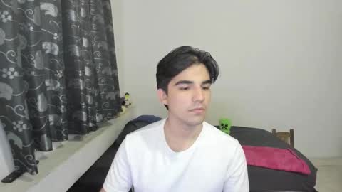 pakun_ online show from 10-28-25, 01:31