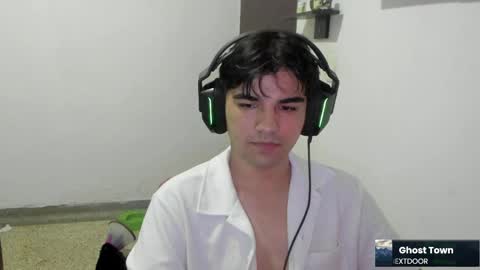 Snapshot of pakun_ chatting on 04-29-26, 11:44 pakun_ online show from 04-29-26, 11:44