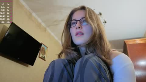 Katrin Vebber online show from 02-01-25, 08:50