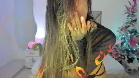 palechor online show from 12-14-25, 04:07