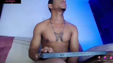 Palo Santo online show from 06-26-26, 07:46