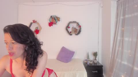 Paloma  online show from 12-15-24, 12:07