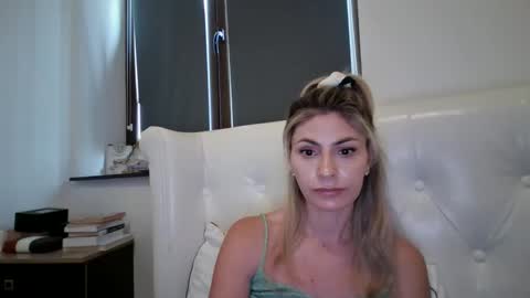 Pamela051087 online show from 06-11-26, 02:59