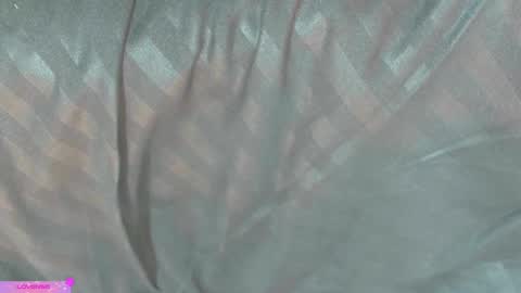 Snapshot of pamela_ambrosia1 chatting on 02-24-25, 01:53 pamela_ambrosia1 online show from 02-24-25, 01:53