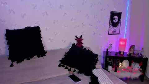 pamela online show from 05-06-26, 04:30