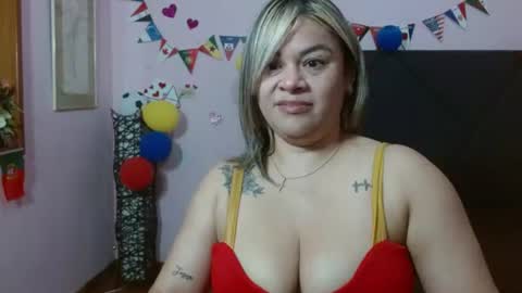 pamela_echeverria online show from 06-23-26, 11:19
