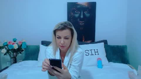 PAMEL ISSY online show from 01-04-25, 02:46