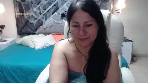 Snapshot of pamela_jones7 chatting on 10-10-25, 03:49 Pamela Jones online show from 10-10-25, 03:49