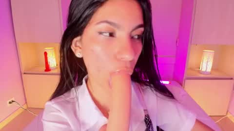 Snapshot of pamelaascott chatting on 12-08-24, 07:05 P A M online show from 12-08-24, 07:05