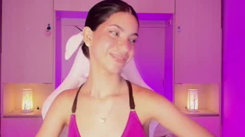 Snapshot of pamelaascott chatting on 12-17-24, 07:29 P A M online show from 12-17-24, 07:29