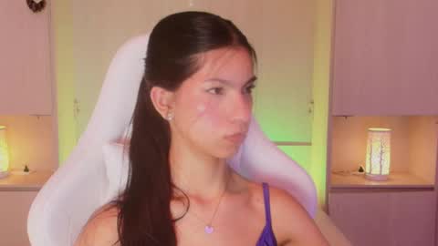 Snapshot of pamelaascott chatting on 12-19-24, 02:23 P A M online show from 12-19-24, 02:23