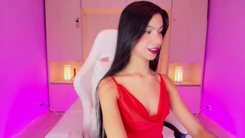 Snapshot of pamelaascott chatting on 01-08-25, 02:46 P A M online show from 01-08-25, 02:46