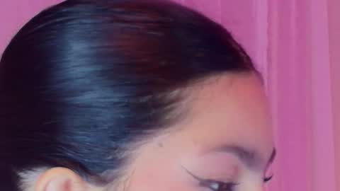 Snapshot of pamelaascott chatting on 01-22-25, 11:32 P A M online show from 01-22-25, 11:32