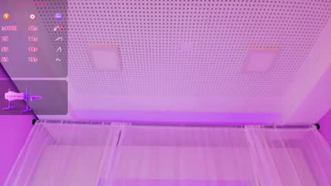 Snapshot of pamelaascott chatting on 02-04-25, 11:38 P A M online show from 02-04-25, 11:38