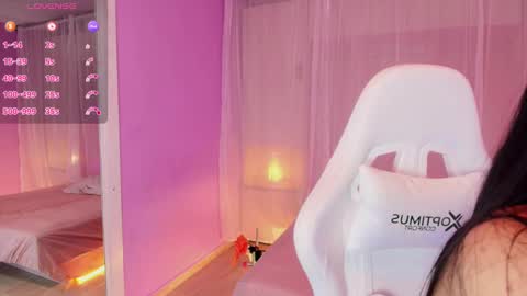 Snapshot of pamelaascott chatting on 02-09-25, 12:39 P A M online show from 02-09-25, 12:39