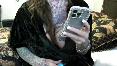 PAMELA GUNNS online show from 02-19-25, 07:59