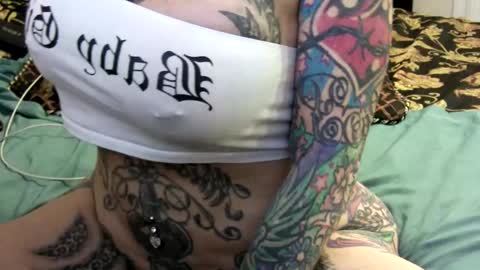 PAMELA GUNNS online show from 03-20-26, 05:40