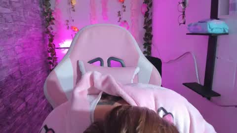 Snapshot of pamelajhonsom chatting on 11-05-25, 03:17 pamelajhonsom online show from 11-05-25, 03:17