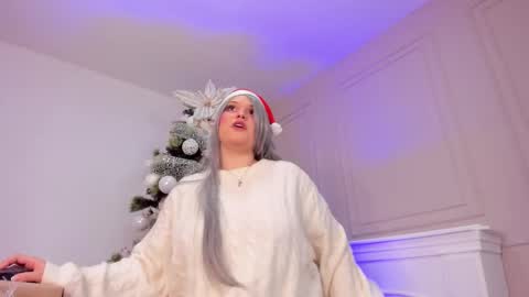 Snapshot of pamelajons_ chatting on 12-19-24, 12:01 Pamela online show from 12-19-24, 12:01