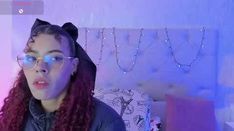 TELL ME PAMELLA AND GIVE ME A GOOD GRADE ITS IMPORTANT online show from 01-09-26, 12:41