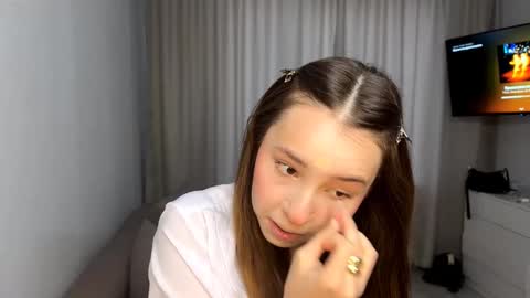 Amelia online show from 10-03-25, 02:58