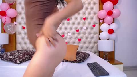 Pamela Ponce online show from 02-11-25, 05:50