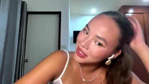 Kamila online show from 04-02-26, 02:04