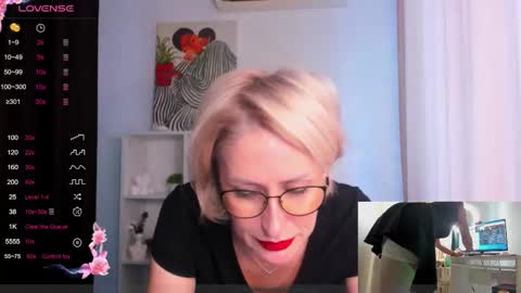 pamellamurphy online show from 10-17-25, 08:06