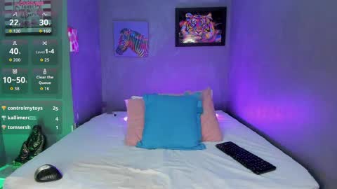 Pammela online show from 05-11-26, 05:43