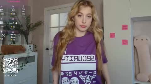 Lina online show from 02-05-26, 02:16