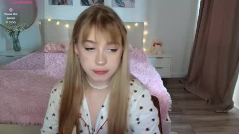 Snapshot of pampy_18 chatting on 03-13-26, 04:08 Lina online show from 03-13-26, 04:08