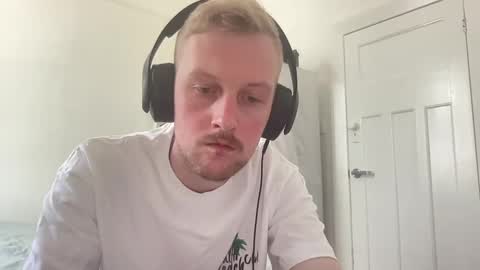 Pancakeroll online show from 01-01-25, 01:58
