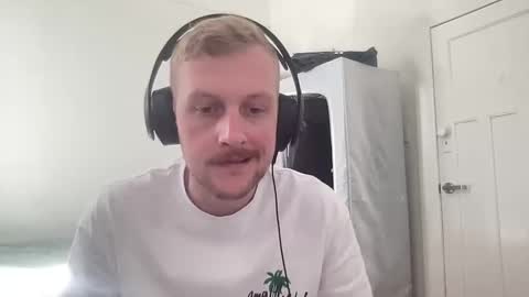 Pancakeroll online show from 01-01-25, 05:54