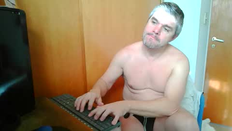 Pancho Madrid online show from 05-14-26, 01:29