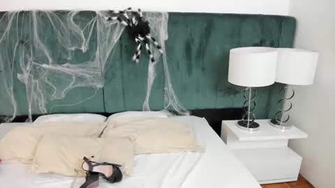 Snapshot of pandorabianchi_ chatting on 10-20-25, 11:43 PANDORA online show from 10-20-25, 11:43