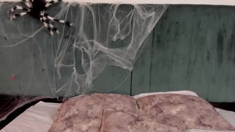 Snapshot of pandorabianchi_ chatting on 10-30-25, 11:55 PANDORA online show from 10-30-25, 11:55