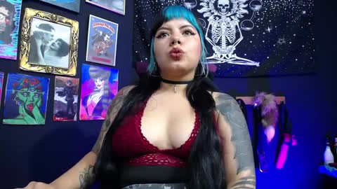       online show from 01-07-25, 09:14